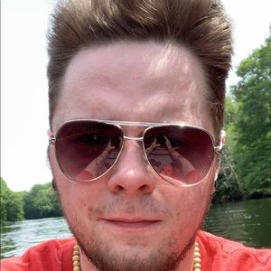 Meet your Posher, Dylan